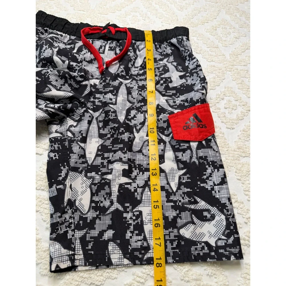 Adidas Shark Digital Camo Swim‎ Trunks Black White Red Size M Boys Board Shorts